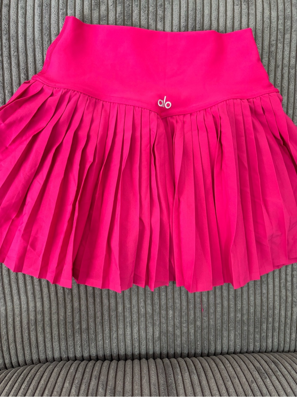 ALO Yoga Bright Hot Pink Pleated Skater Skirt